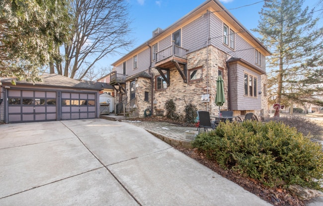 Photo - 6324 W Wells St