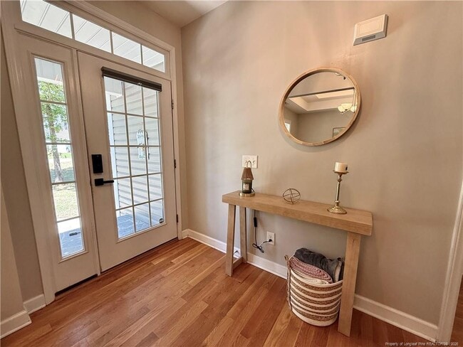 Photo - 275 Maplewood Dr