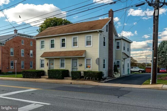 19 Manor Ave Unit 19