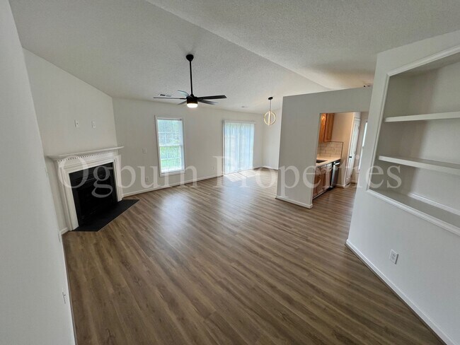 Photo - 3578 Milhaven Rd