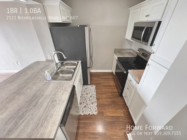 Photo - 2121 Nicholasville Rd