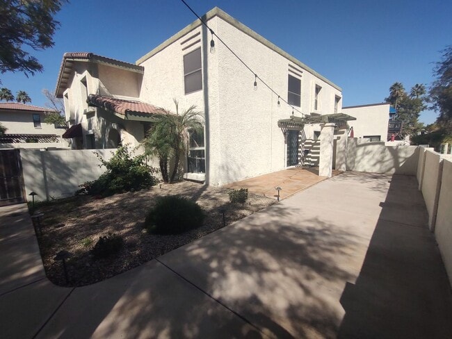 Photo - 4809 E Euclid Ave