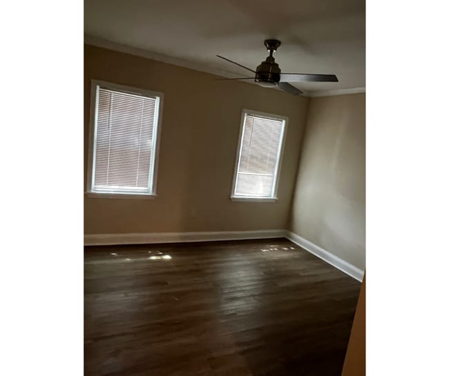 Photo - 2406 Wilkens Ave Unit 4 Available Priv. Bath $850 4