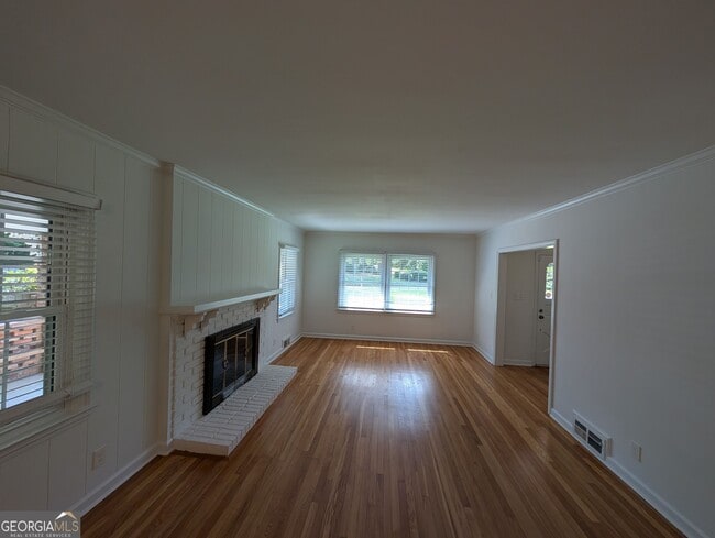 2481 Trailmark Dr