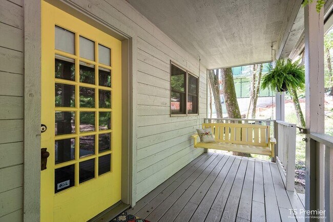 Photo - 50 Garvin Dr