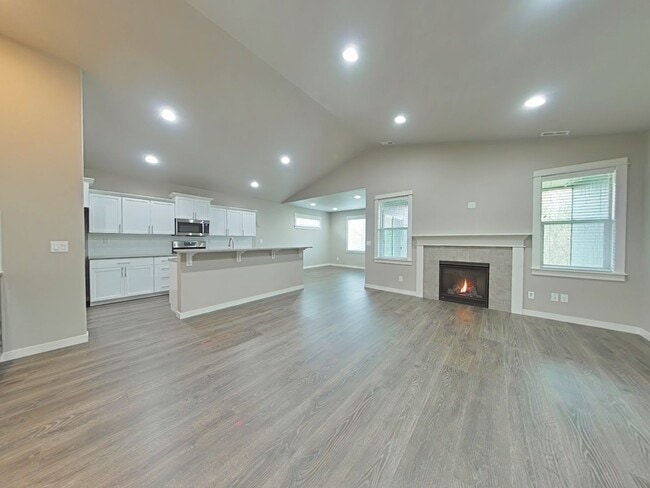 Photo - Modern 3 Bedroom House ~ NW Albany ~ Dog Friendly