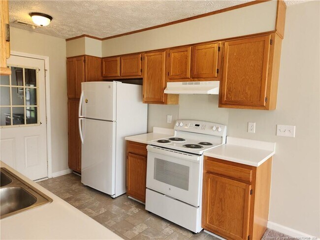 Photo - 286 Potash Pl