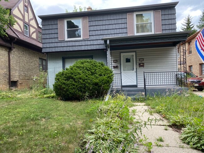 Photo - 4140 W McKinley Ct Unidad upper