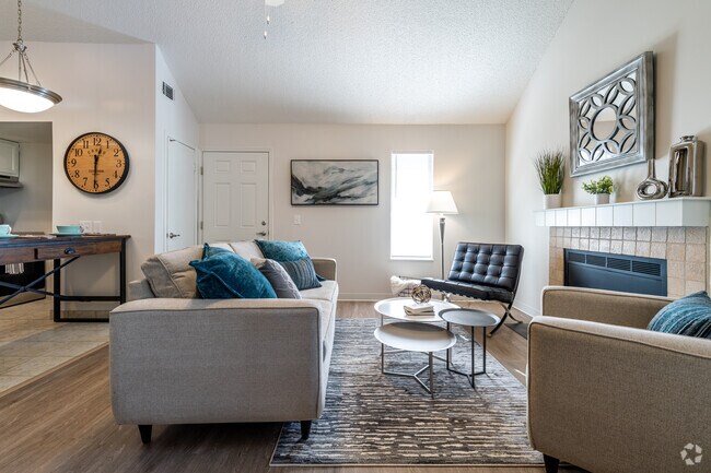 2BR, 2BA