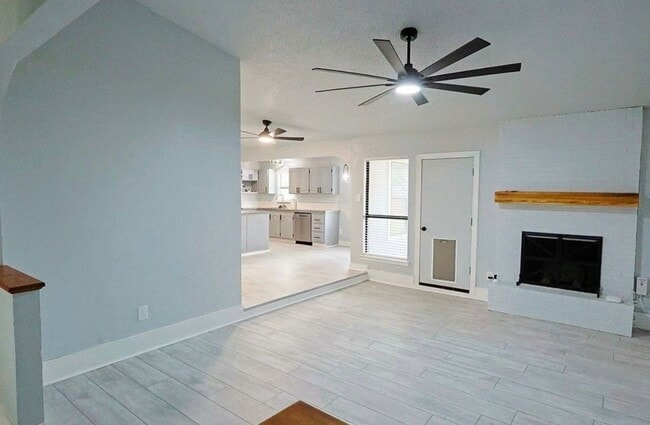 Photo - 1710 Bob White Ct