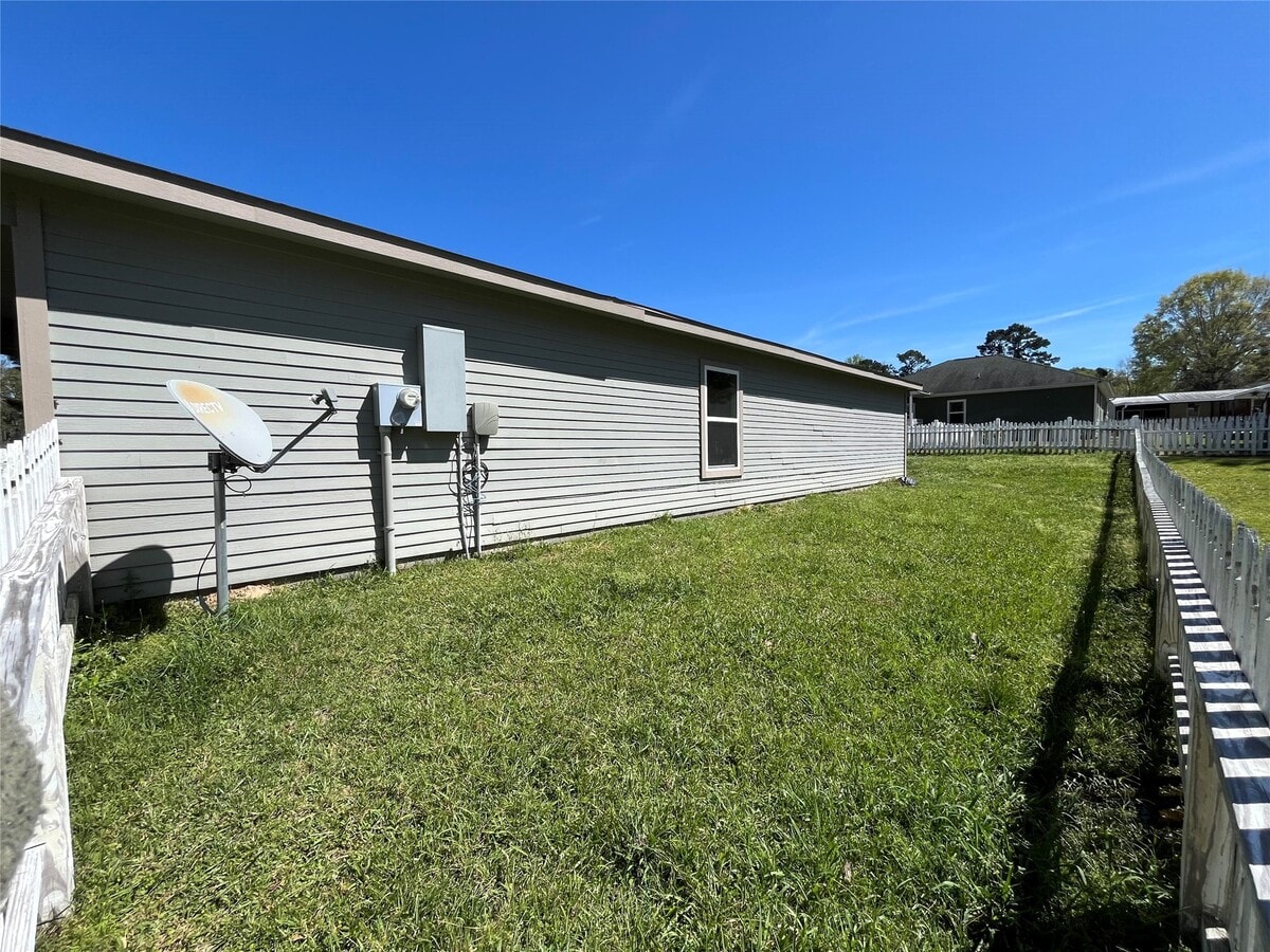 Photo - 339 Red Clover