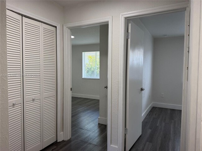 Photo - 590 NW 58th St