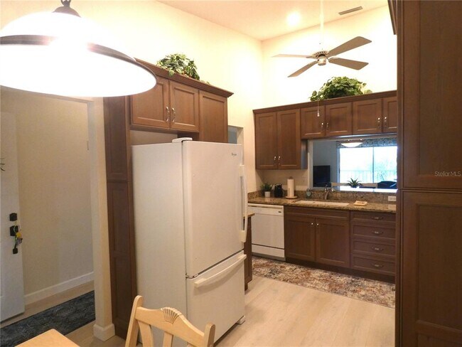 Photo - 9300 Clubside Cir Unit 1307
