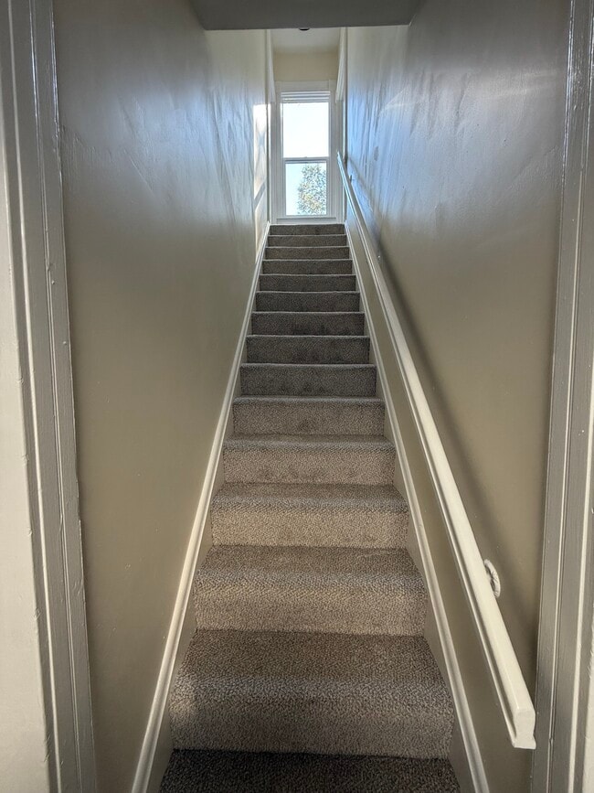 Photo - 113 W 66th St