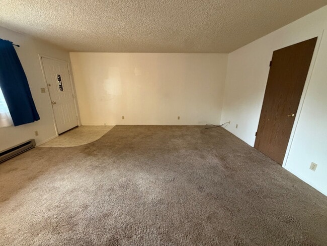Photo - Main level two bedroom, one bathroom close to Greenway!