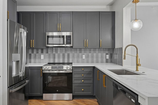 Building Photo - Whitmore Rental