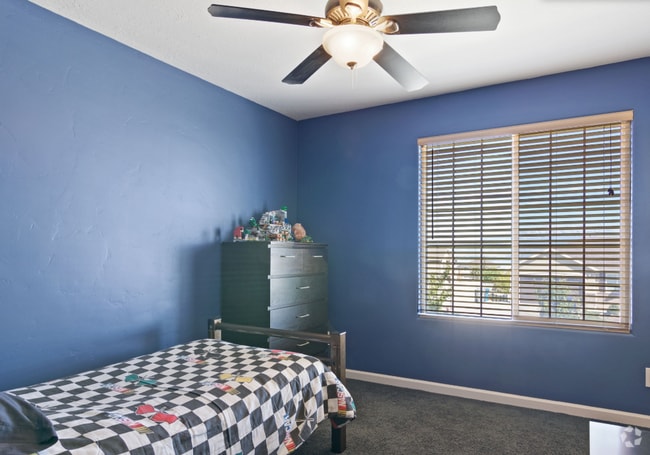 Building Photo - 203 W Ferruginous Way Unit Upstairs Rental