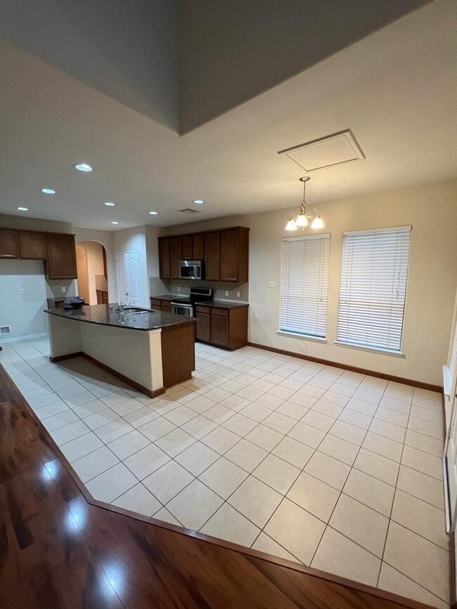 Photo - 411 Stream Mill Ln