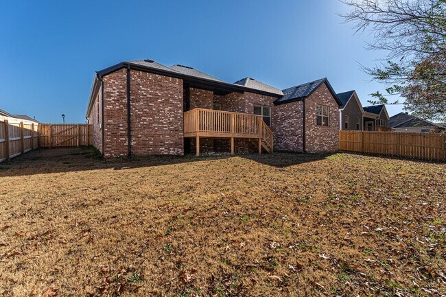 Photo - Four Bedroom Home In Fayetteville!!