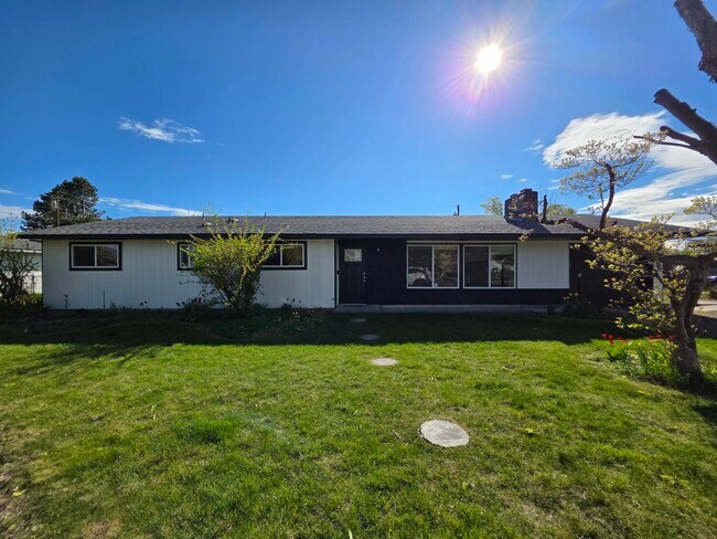 Photo - 1601 S Yelm St