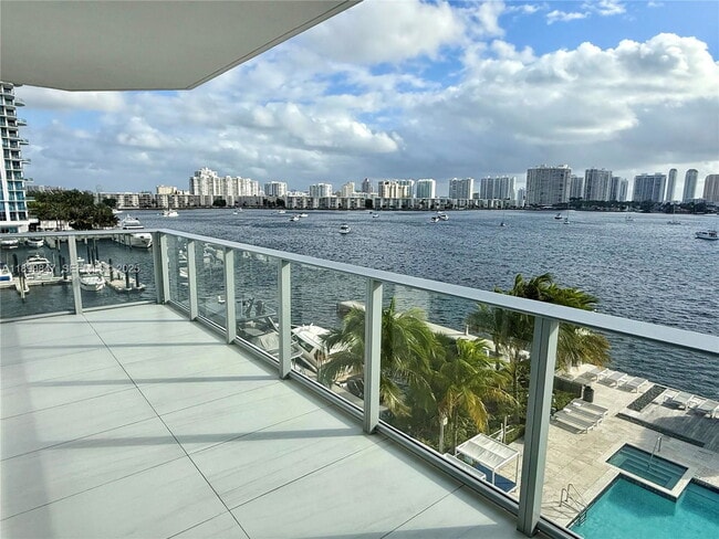 Photo - 17111 Biscayne Blvd Unit 409