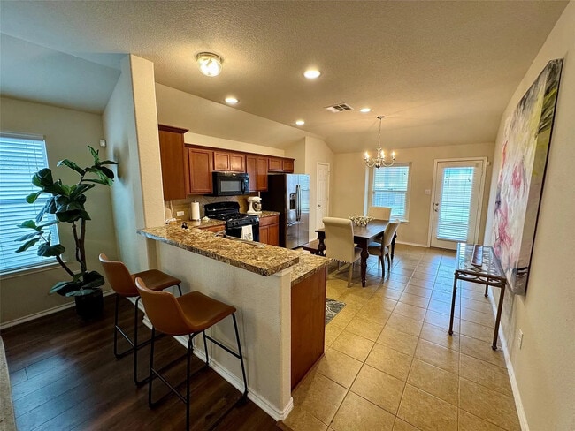 Photo - Room in House on Nottingham Loop