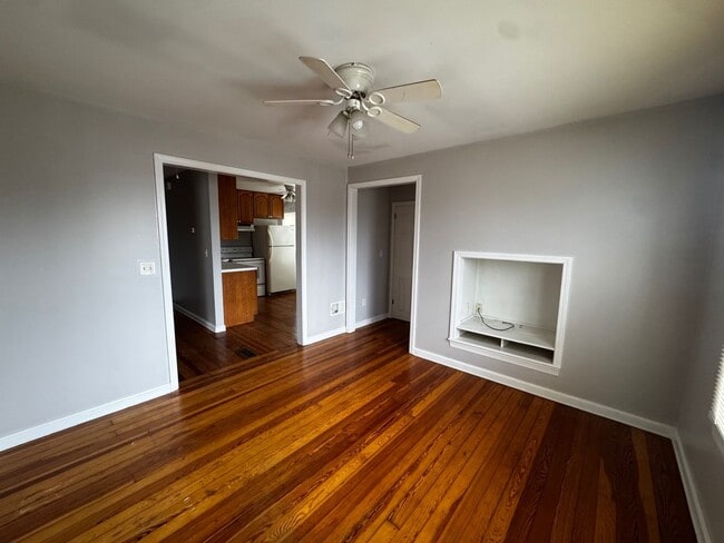 Photo - 5103 Gifford Ave Unidad UP