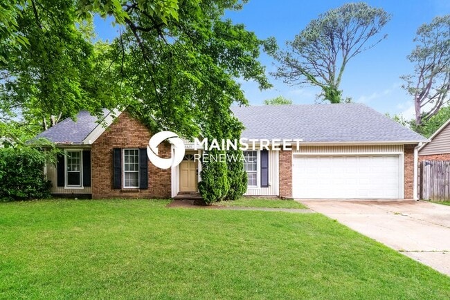 Building Photo - 3 Bedroom Pet-Friendly Home in Memphis, TN with Main Street Renewal