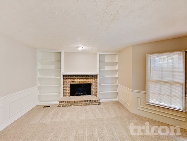 Photo - 1720 Ridgefield Dr