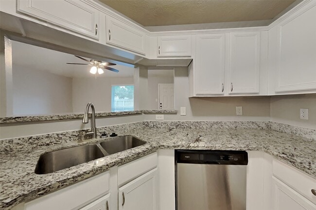 Photo - 18203 Campbellford Dr