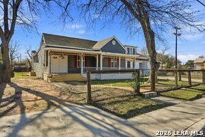 Photo - 202 Helena St