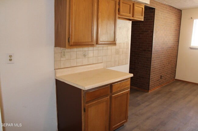 Photo - 5229 Cornell Ave