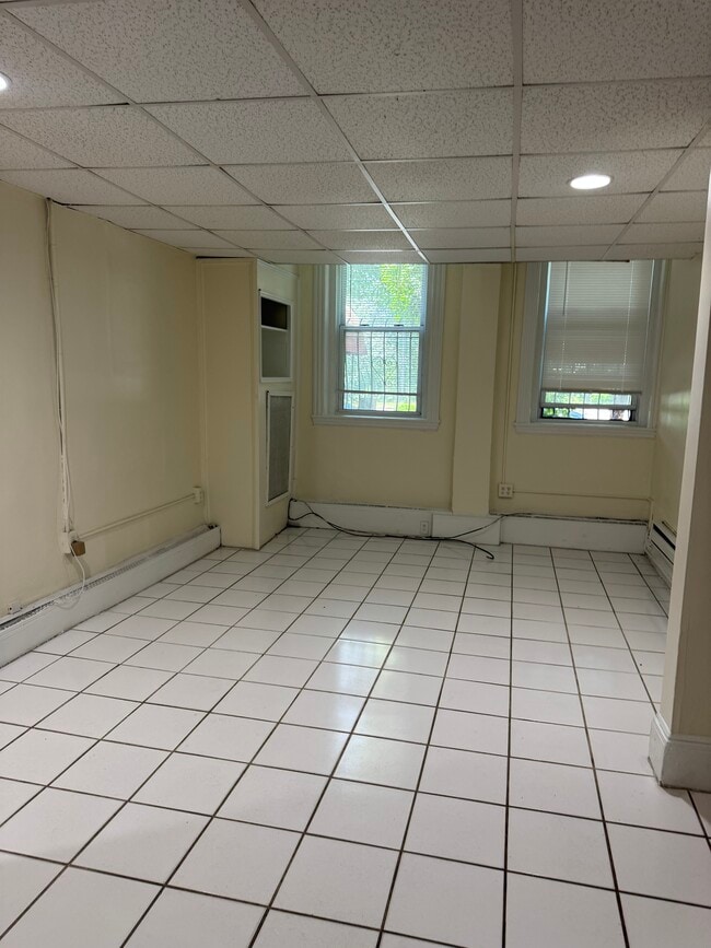Photo - 382 Riverway St Unit 3
