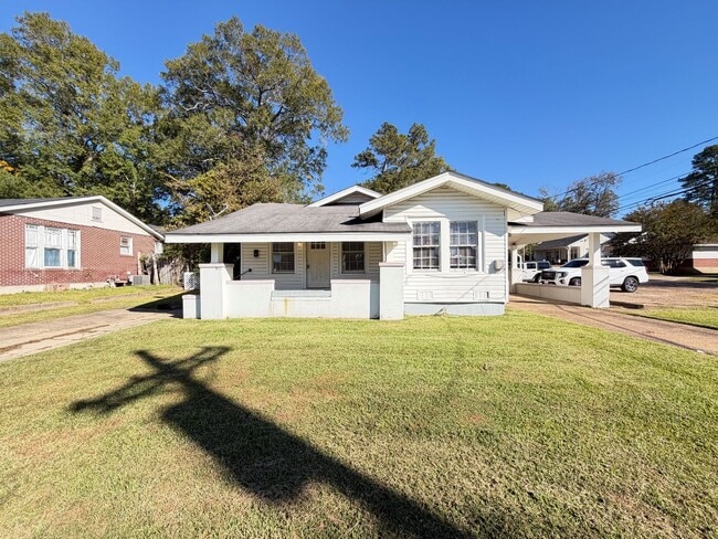 Photo - Recently Updated 3 Bedroom House