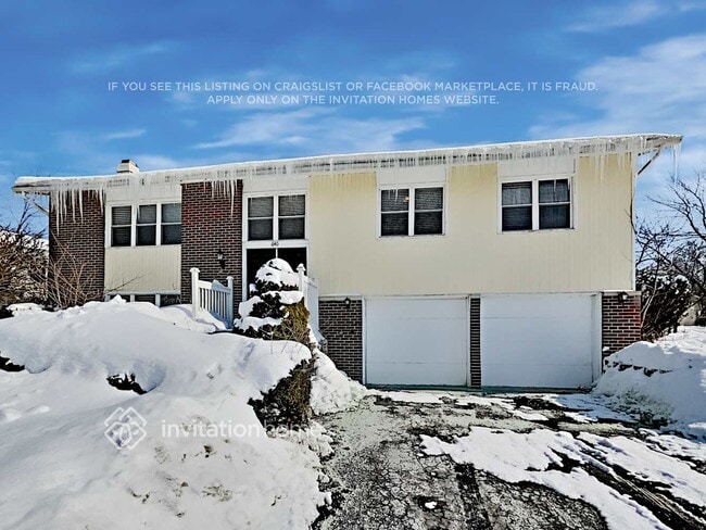 Building Photo - 640 N Ashbury Ave