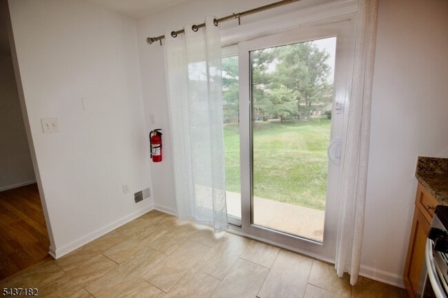 Photo - 78 Woodward Ln