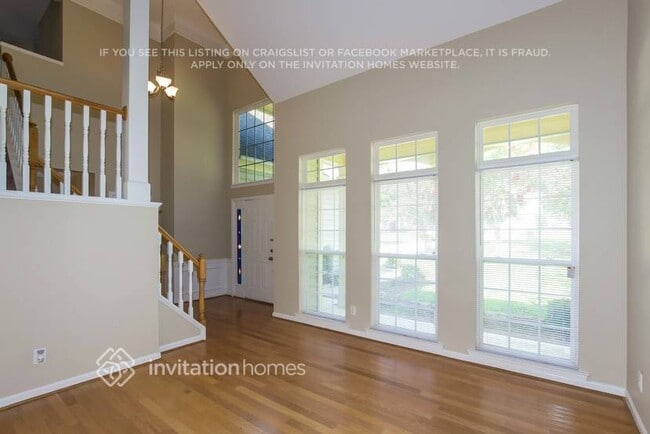 Photo - 645 Clearbrook Rd