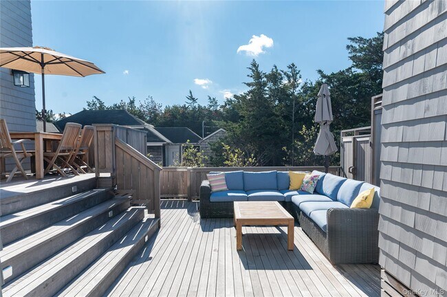 Photo - 44 Island Walk