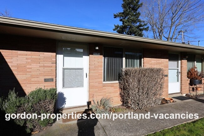 Photo - NE 65th Ave - North Tabor single level 1 bedroom apartment Unit 1171