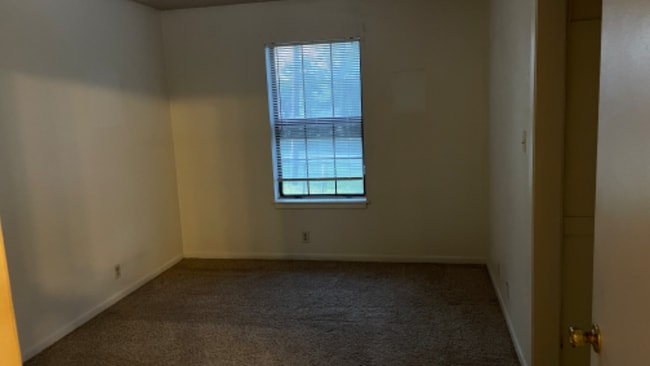 Photo - 1603 W Elm St