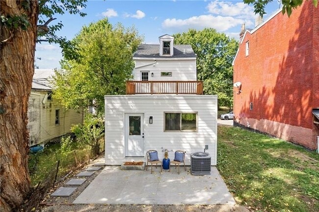 Fully renovated gem close to everything Pittsburgh offers!