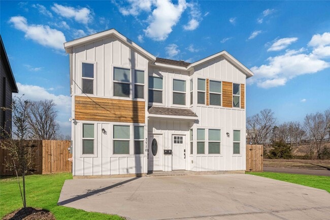 Photo - 7710 Independence St