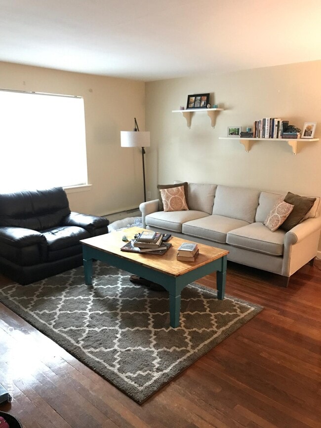 Photo - 79 Chestnut St