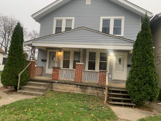 Photo - 575 E Kossuth St