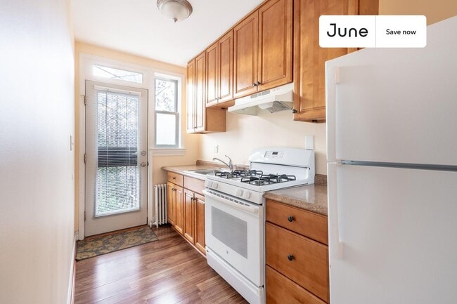 Photo - 711 Kearny St NE Unidad 2