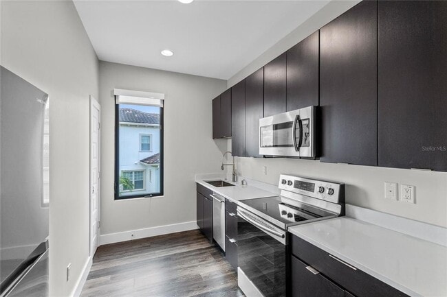 Photo - 14105 Corrigan Ave Unidad B