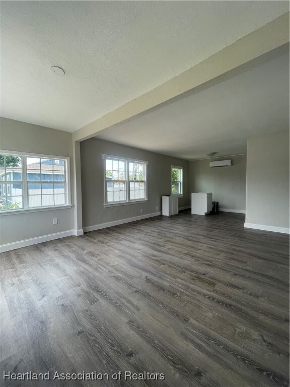 Photo - 1054 Glenwood Ave