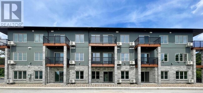 Photo - 78 Queen St