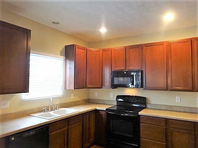 Photo - 1004 Taylor Glen Blvd E