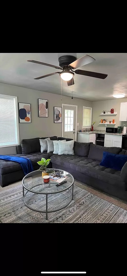 Room in Duplex on W Horah St